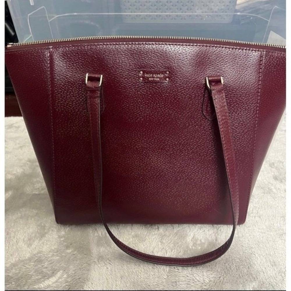Kate Spade New York Burgundy‎ Pebbled Leather Tote Bag Shoulder Bag Top Zip